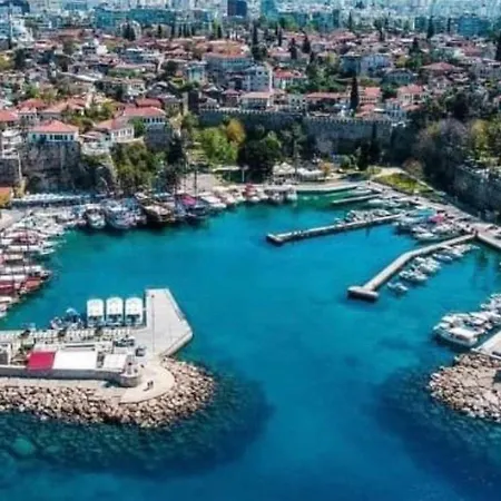 Kaleici Genis Balkonlu Muhtesem Lokasyon Benzersiz Genis Ev Lejlighed Antalya