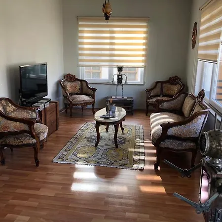 Apartment Kaleici Genis Balkonlu Muhtesem Lokasyon Benzersiz Genis Ev