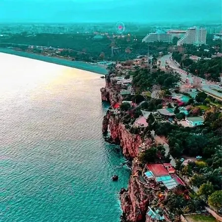 Kaleici Genis Balkonlu Muhtesem Lokasyon Benzersiz Genis Ev Lejlighed *