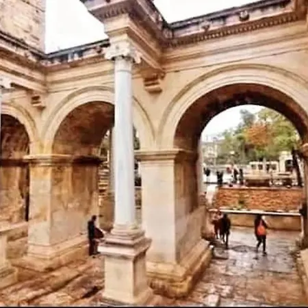Kaleici Genis Balkonlu Muhtesem Lokasyon Benzersiz Genis Ev Lejlighed Antalya